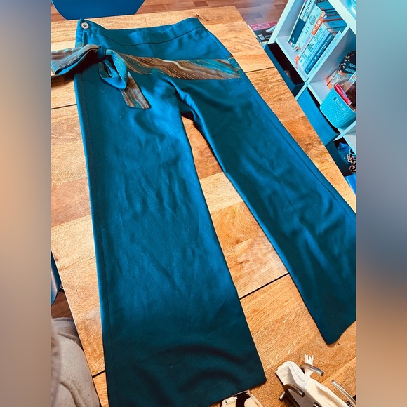 Vintage wide legged pants with bow detail - Picture 1 of 2